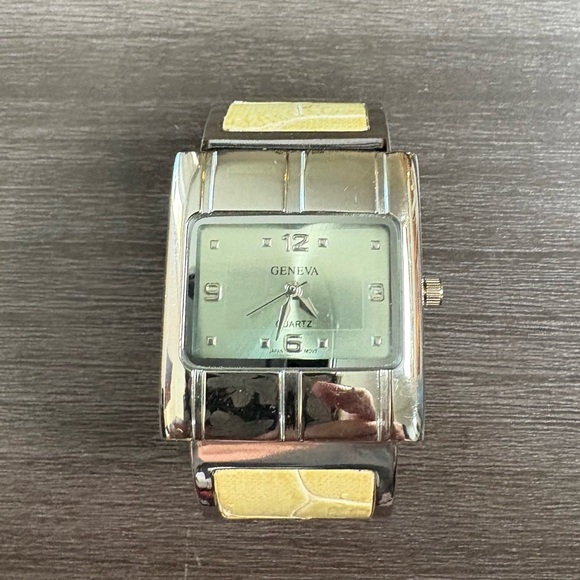 Geneva Clamper Yellow Watch - Picture 1 of 3